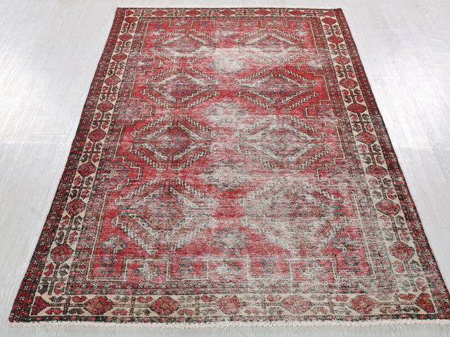 3' 10" x 6' 4" – Shiraz