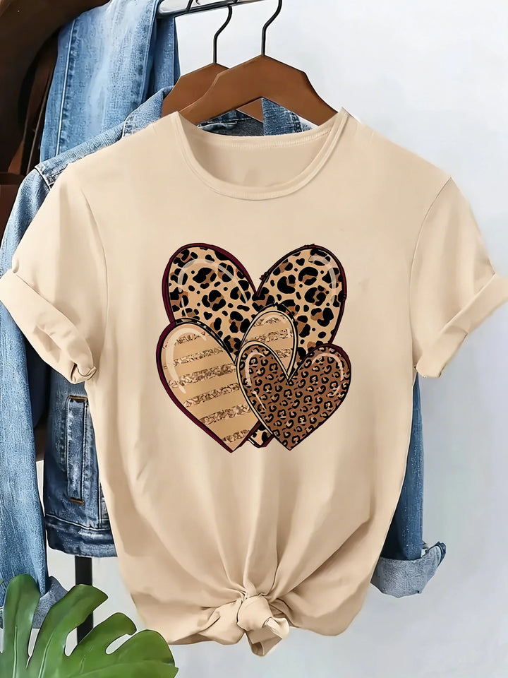 Women's Leopard Heart Graphic T-Shirt